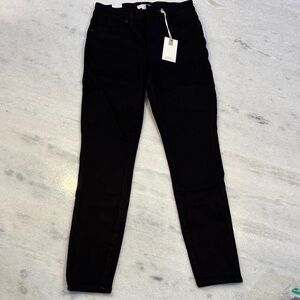 Good American NWT size 4/27 - good legs, Black Jeans